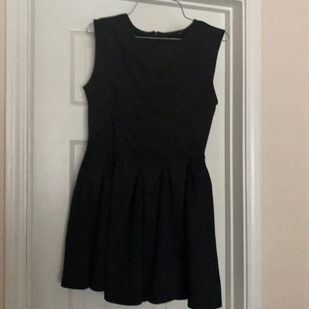 Never worn! Cute wear anywhere black dress